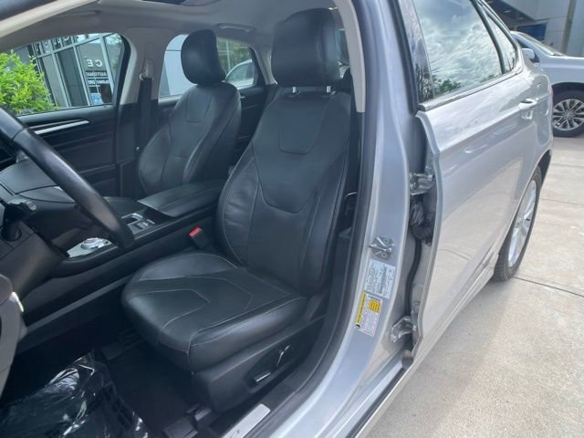 Certified 2019 Ford Fusion Energi Titanium FWD image 17