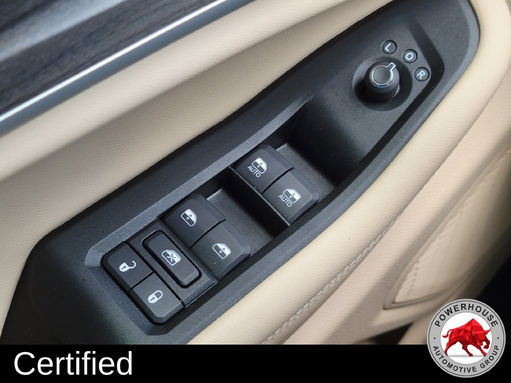 Used 2024 Jeep Grand Cherokee Limited RWD image 29