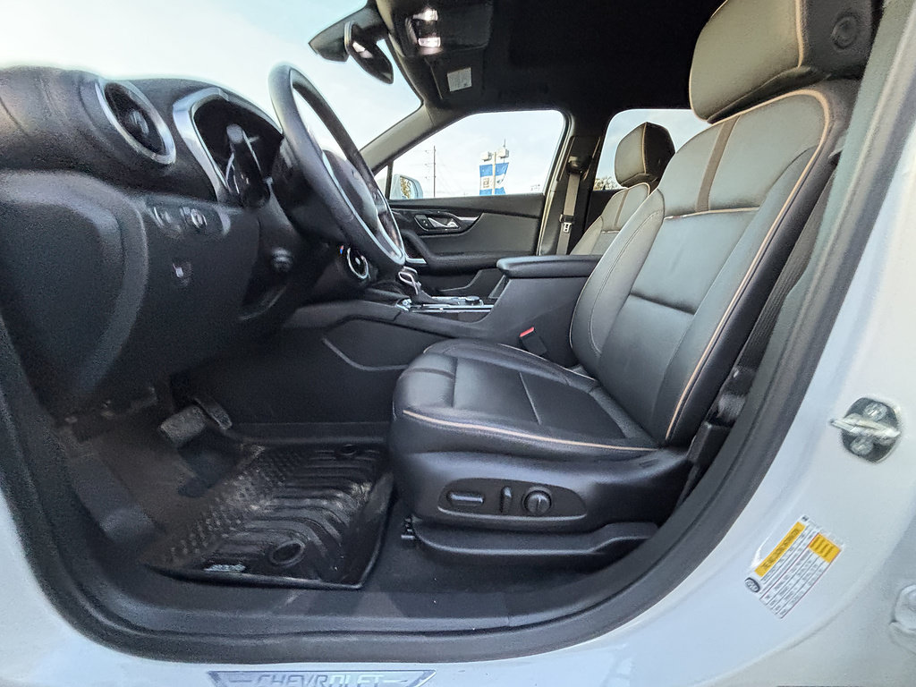 Used 2020 Chevrolet Blazer Premier AWD/4WD image 17