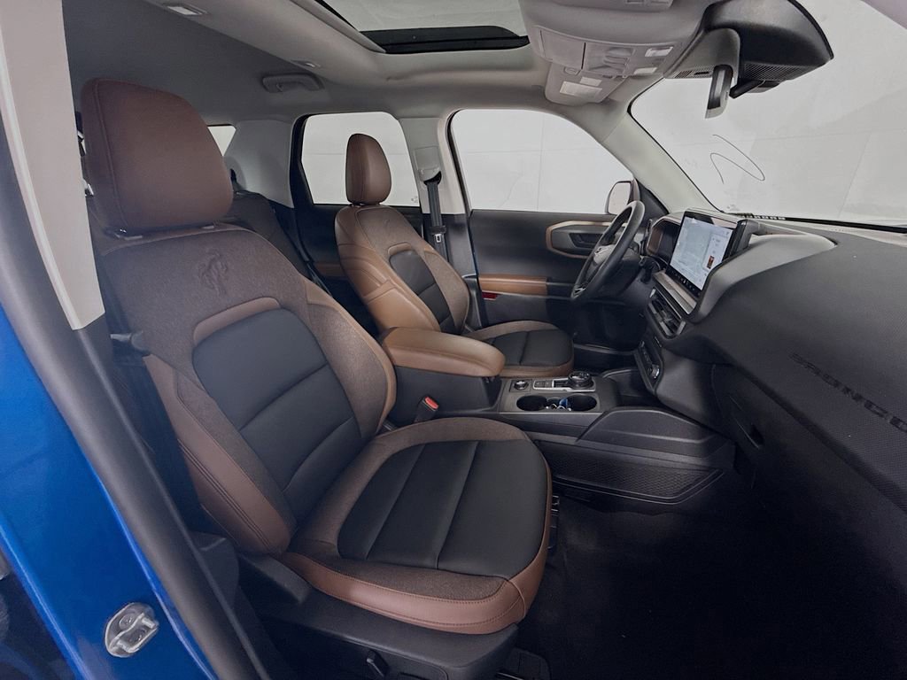 Certified 2025 Ford Bronco Sport Outer Banks w/ Outer Banks Tech Package+ image 30