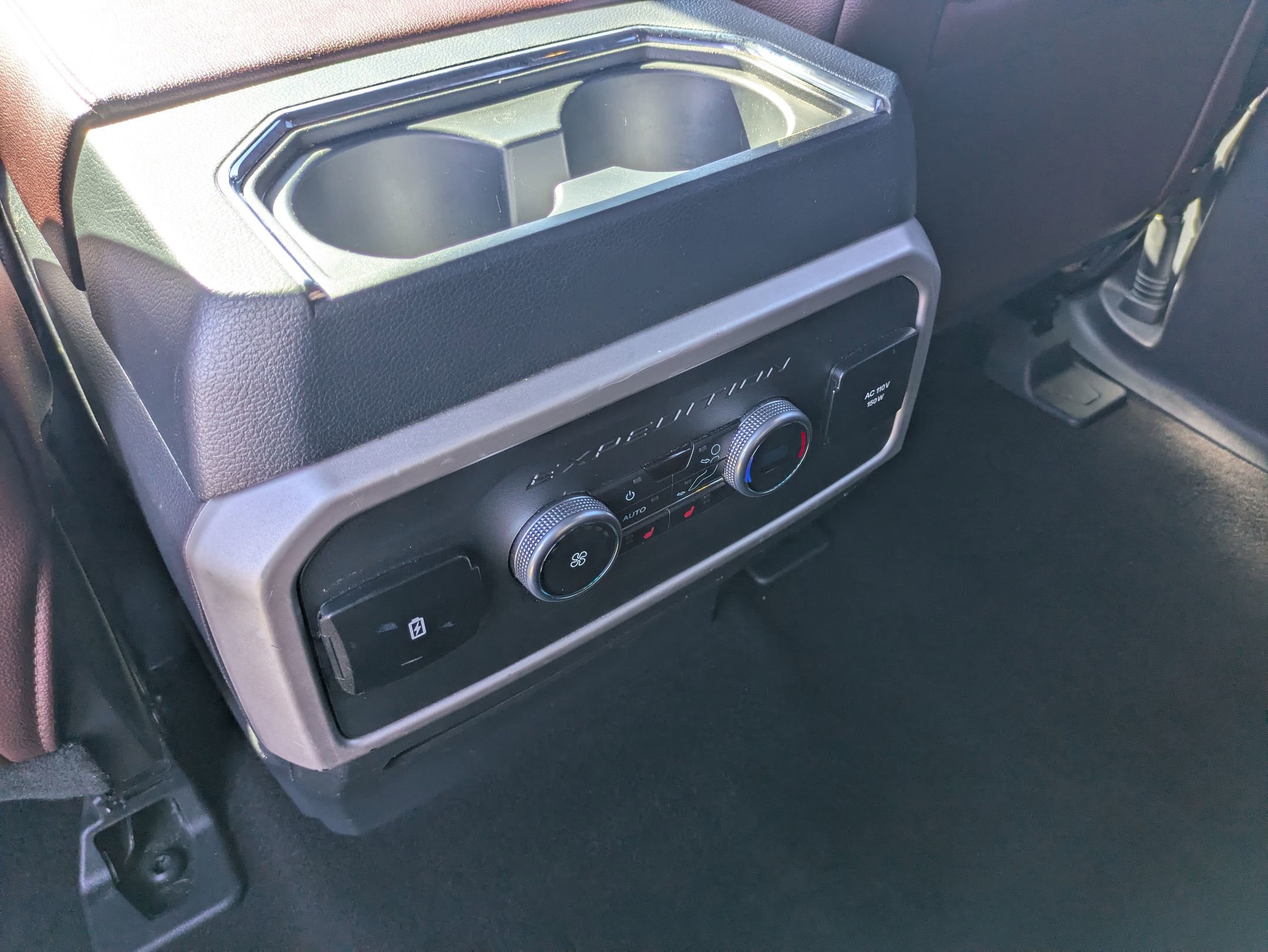 Certified 2023 Ford Expedition Limited image 29