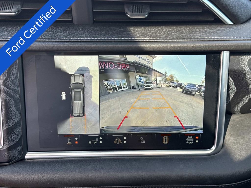 Used 2024 GMC Yukon XL Denali w/ Denali Reserve Package image 28