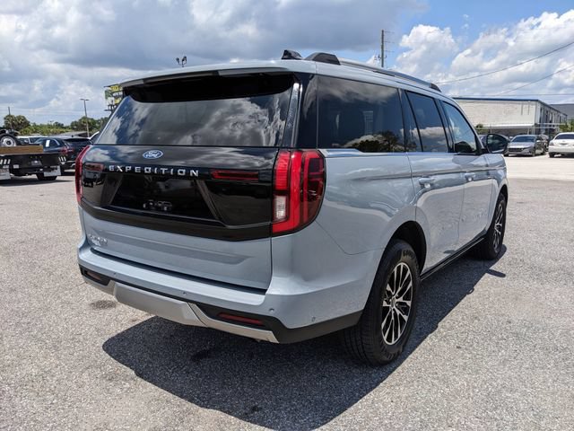 Certified 2025 Ford Expedition Platinum AWD/4WD image 4