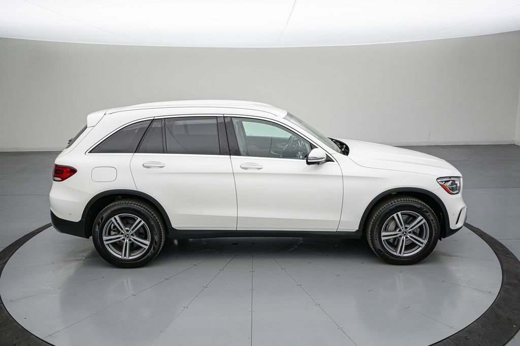 Used 2022 Mercedes-Benz GLC 300 4MATIC image 4