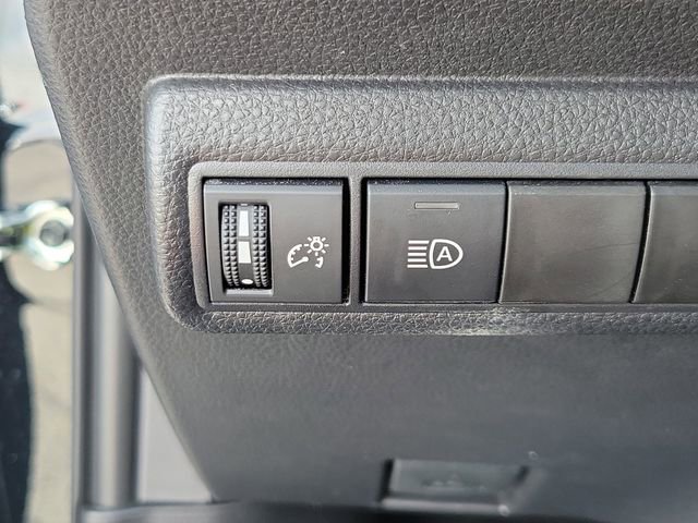 Used 2026 Toyota Corolla LE FWD image 22