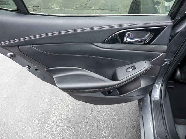 Used 2023 Nissan Maxima SL FWD image 25