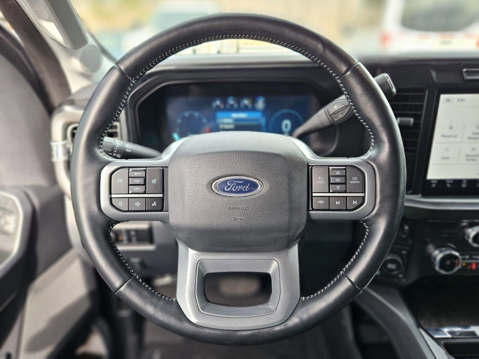 Certified 2024 Ford F250 Lariat w/ Sport Appearance Package image 28