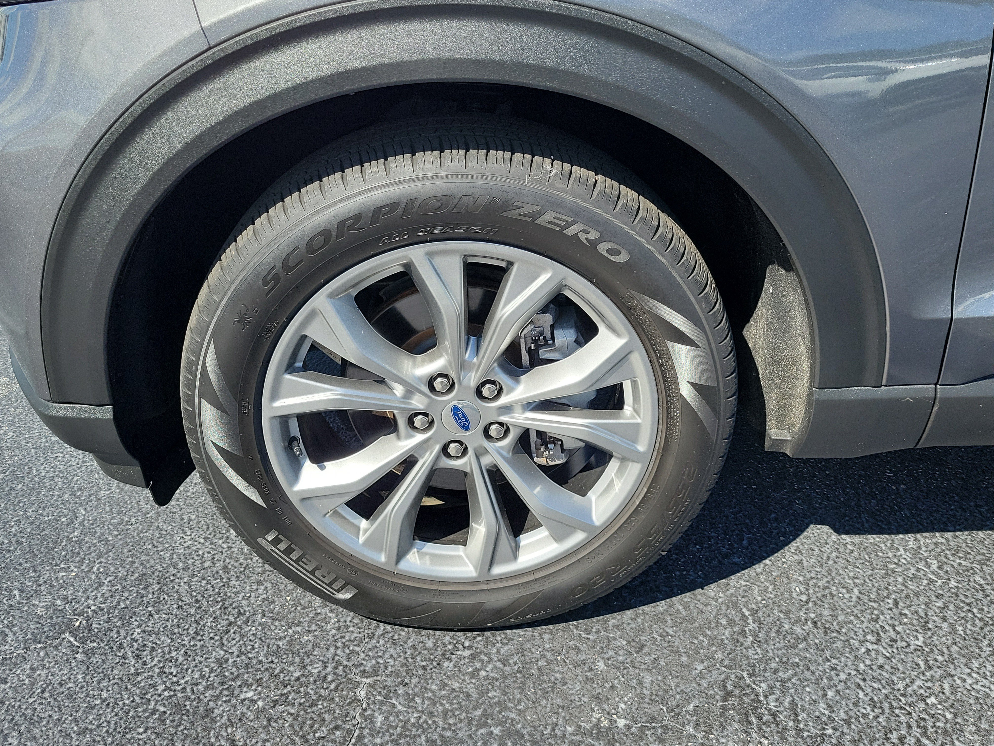 Certified 2023 Ford Explorer XLT w/ Equipment Group 202A RWD image 5