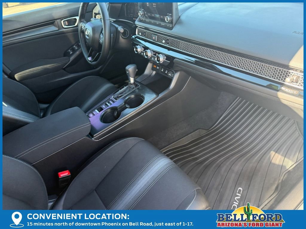 Used 2025 Honda Civic Sport image 9