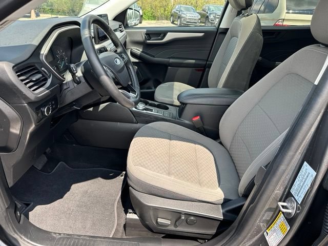 Certified 2022 Ford Escape SE w/ SE Sport Appearance Package AWD/4WD image 19