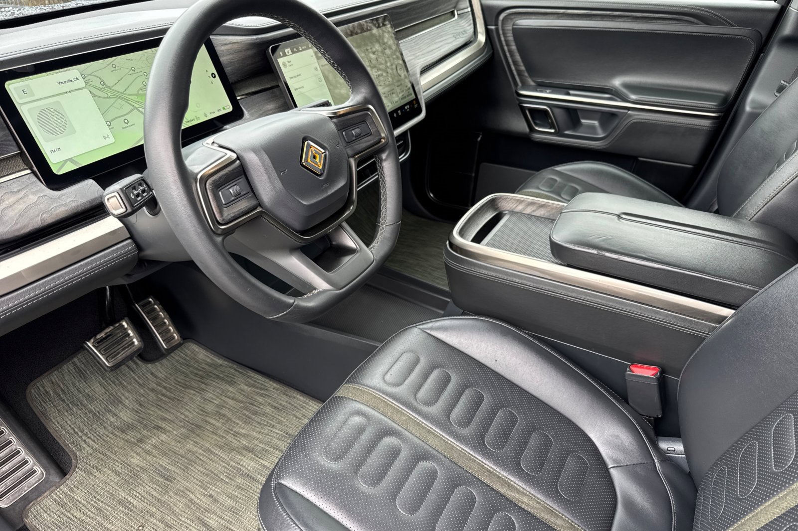 Used 2022 Rivian R1T Launch Edition image 11