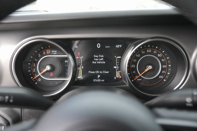 Used 2023 Jeep Gladiator Willys image 24