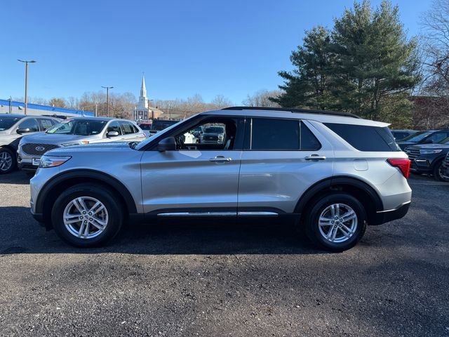Certified 2022 Ford Explorer XLT w/ Equipment Group 202A image 11