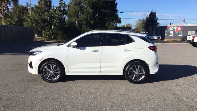 Used 2020 Buick Encore GX Essence w/ Experience Buick Package image 2
