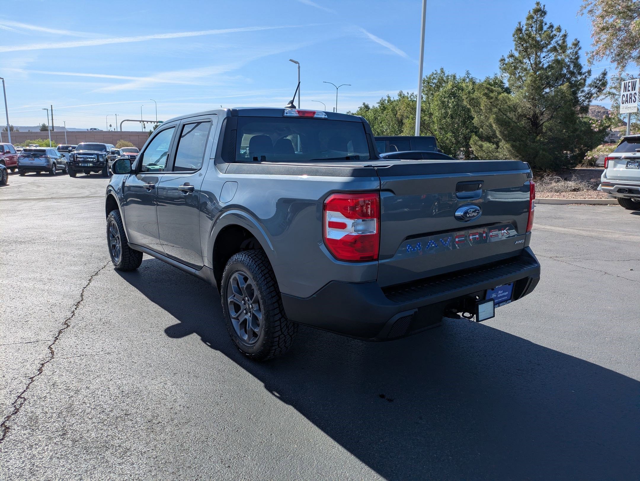 Certified 2022 Ford Maverick XLT w/ Equipment Group 300A Standard AWD/4WD image 6