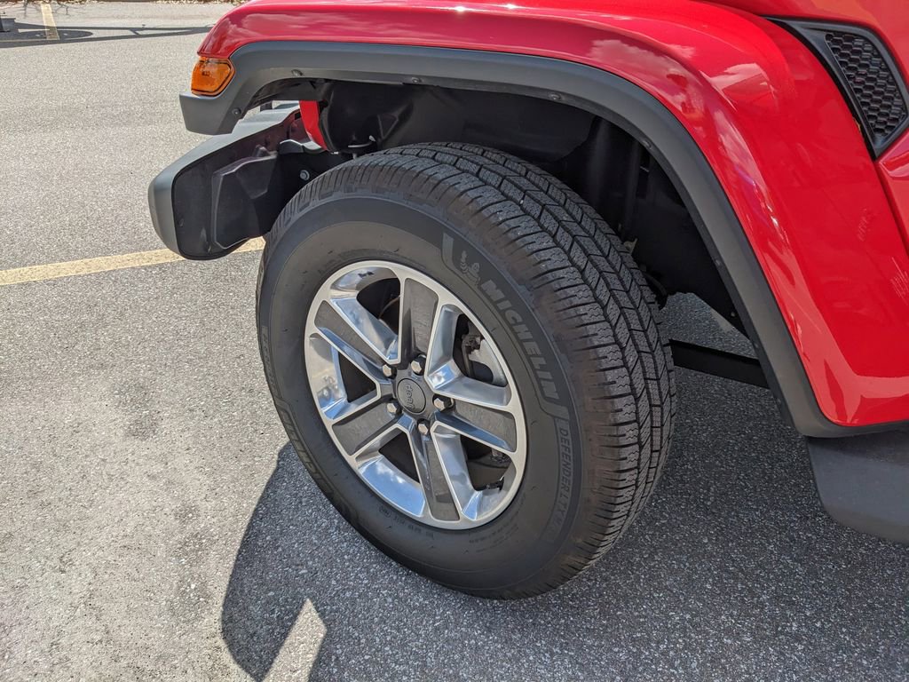 Used 2021 Jeep Wrangler Unlimited Sahara image 34