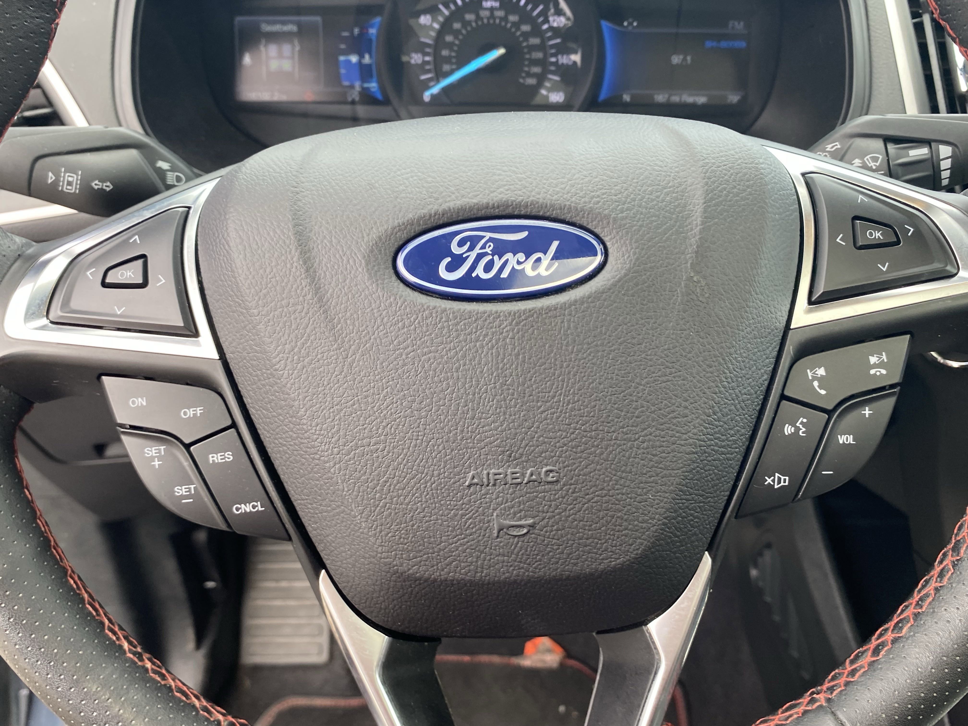 Certified 2023 Ford Edge ST-Line image 15