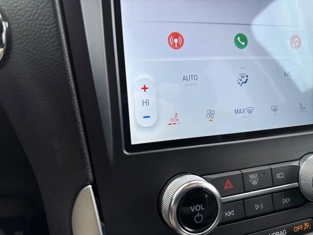 Certified 2024 Ford Edge SEL image 28