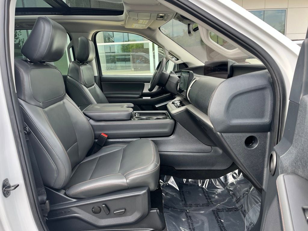 Certified 2025 Ford Expedition Max Active AWD/4WD image 22