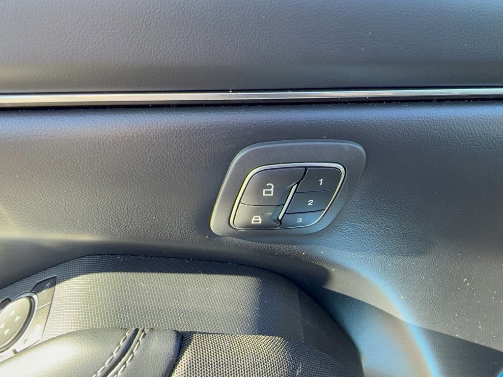 Certified 2022 Ford Mustang Mach-E Select w/ Comfort/Technology Package image 10