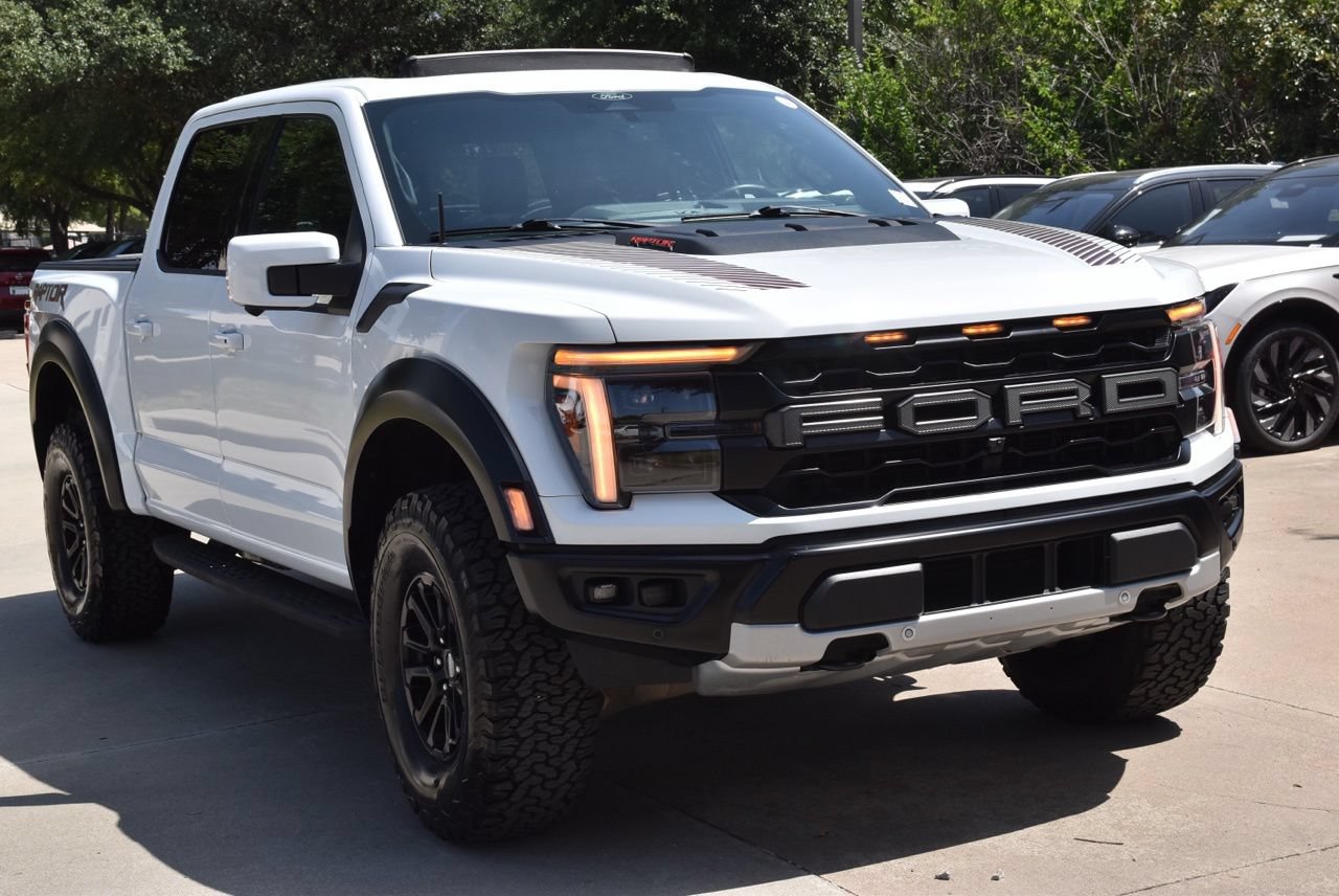 Certified 2025 Ford F150 Raptor AWD/4WD image 4