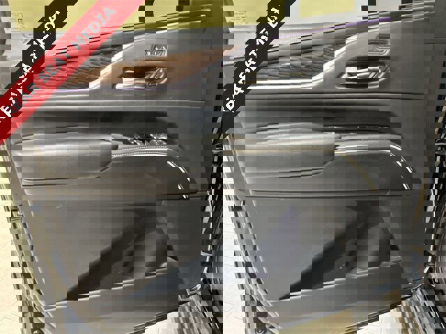 Used 2021 Cadillac Escalade ESV Sport Platinum w/ Heavy-Duty Trailer Package image 22