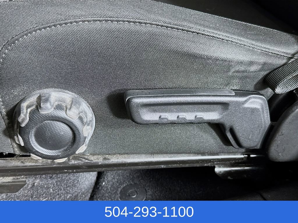 Used 2023 Jeep Wrangler Sport S image 19