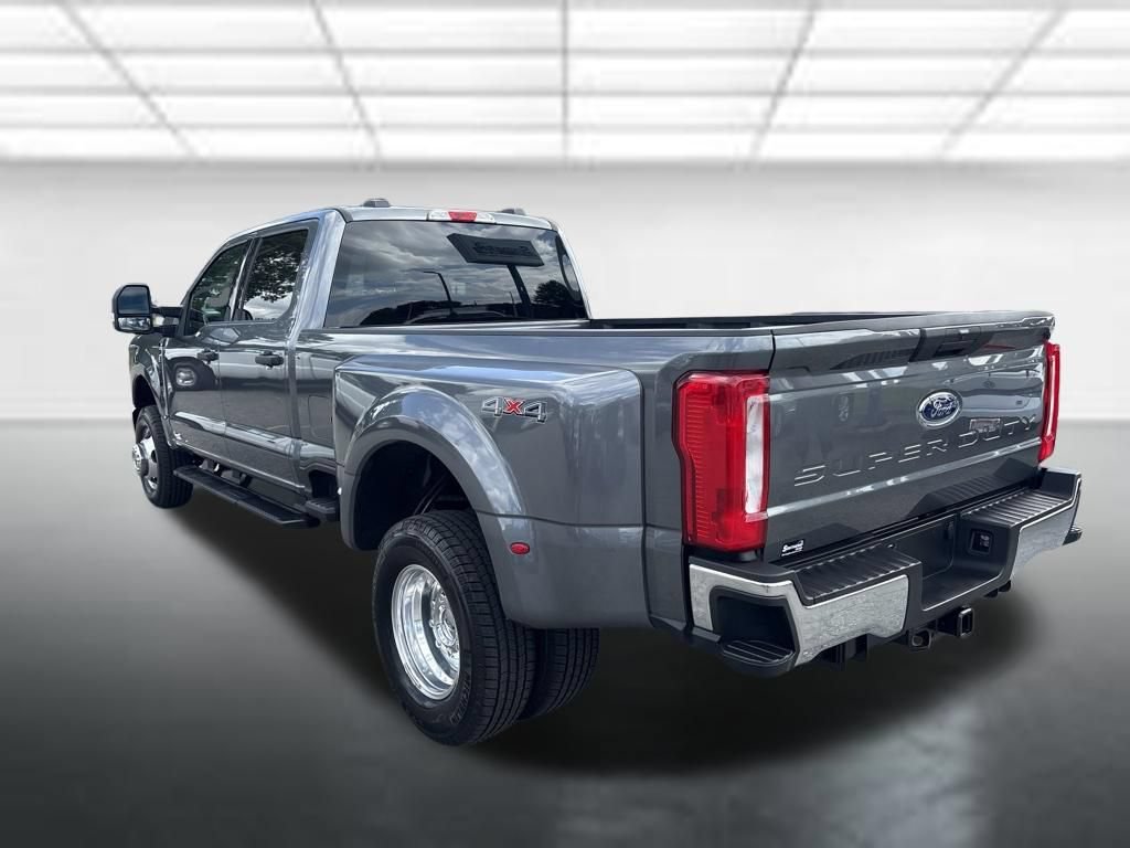 Certified 2026 Ford F350 XLT AWD/4WD image 30