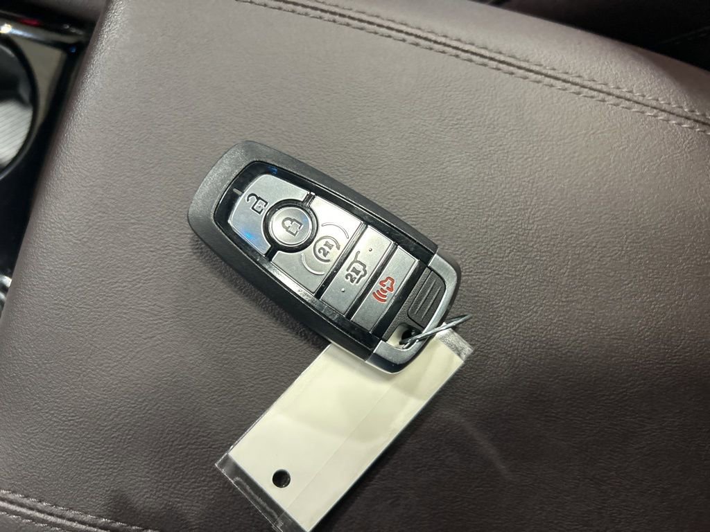 Certified 2025 Ford Explorer Platinum w/ Ultimate Package image 29