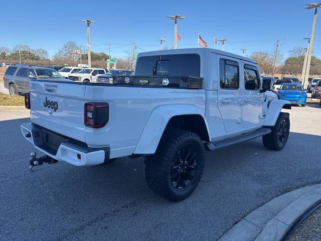Used 2022 Jeep Gladiator Overland image 5