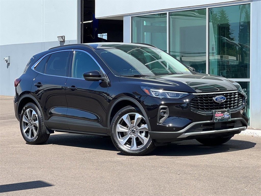 Certified 2024 Ford Escape Platinum w/ Premium Technology Package