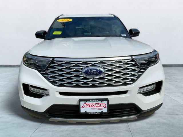 Certified 2024 Ford Explorer Platinum w/ Technology Package AWD/4WD image 2