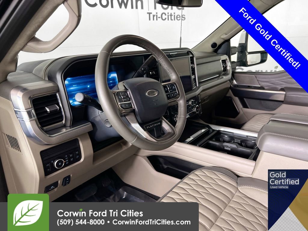 Certified 2025 Ford F450 Platinum w/ Platinum Plus Package AWD/4WD video 3