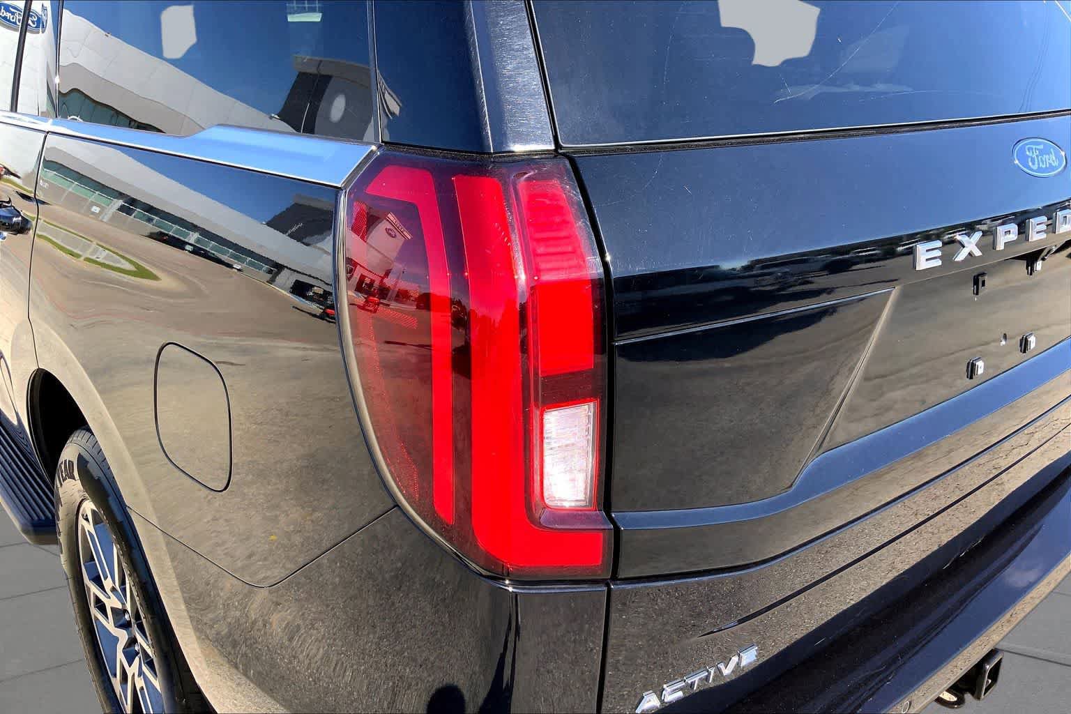 Certified 2025 Ford Expedition Active RWD image 26