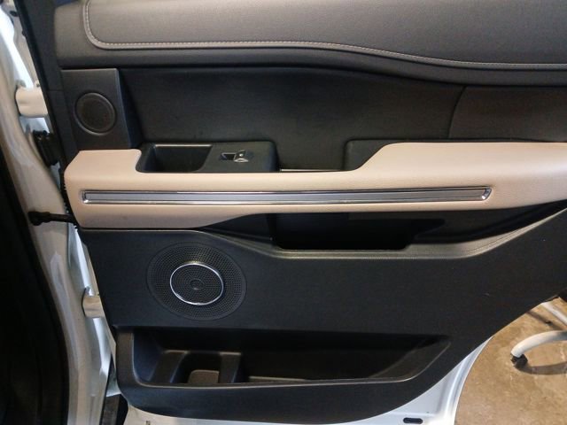 Certified 2023 Ford Expedition Limited image 52