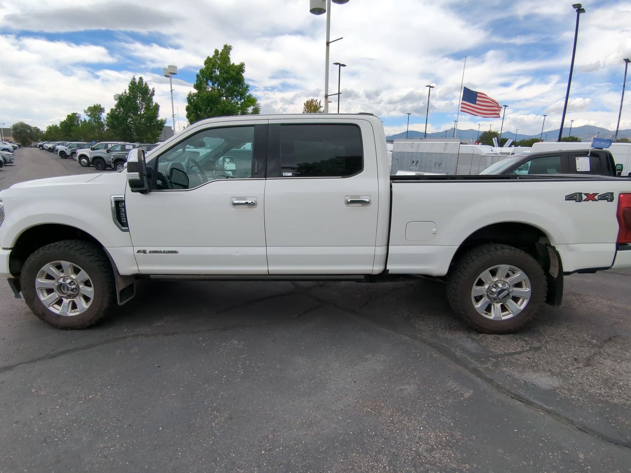 Certified 2021 Ford F350 Platinum AWD/4WD image 10