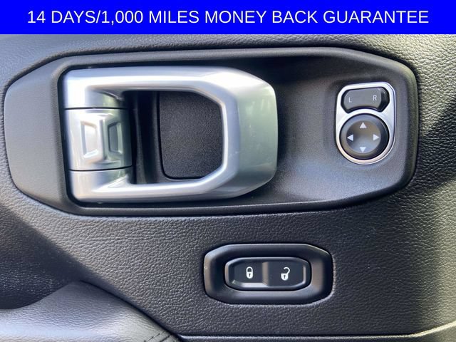 Used 2021 Jeep Wrangler Unlimited Sahara AWD/4WD image 24