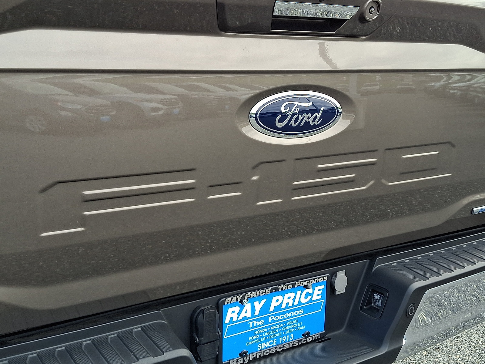 Certified 2023 Ford F150 Lariat w/ Equipment Group 502A High AWD/4WD image 32