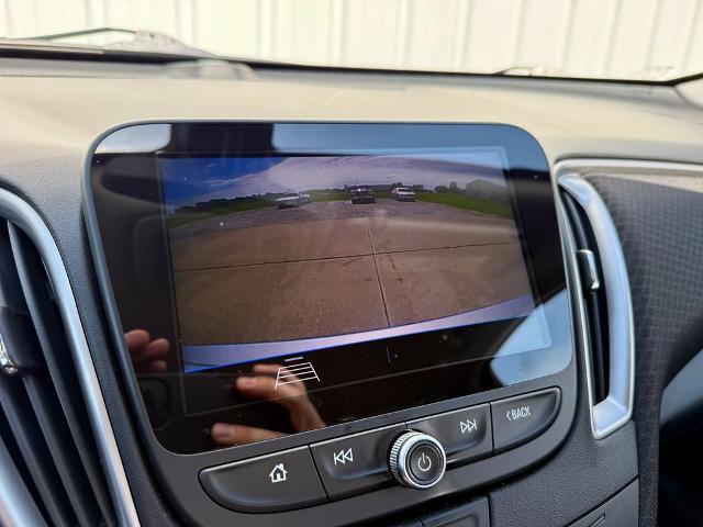 Used 2020 Chevrolet Malibu LS FWD image 22
