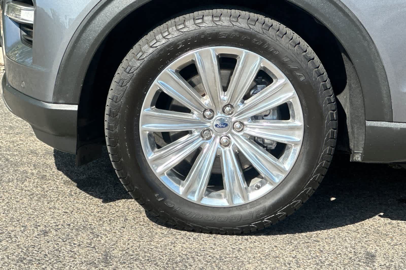 Certified 2021 Ford Explorer Limited w/ Hybrid Equipment Group 310A image 27