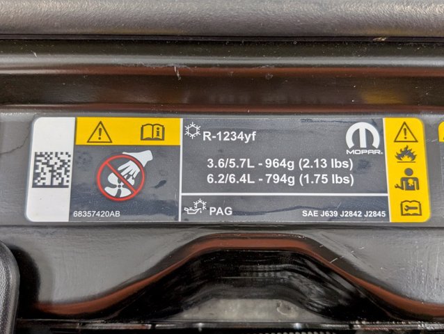 Used 2024 Dodge Durango GT RWD image 28