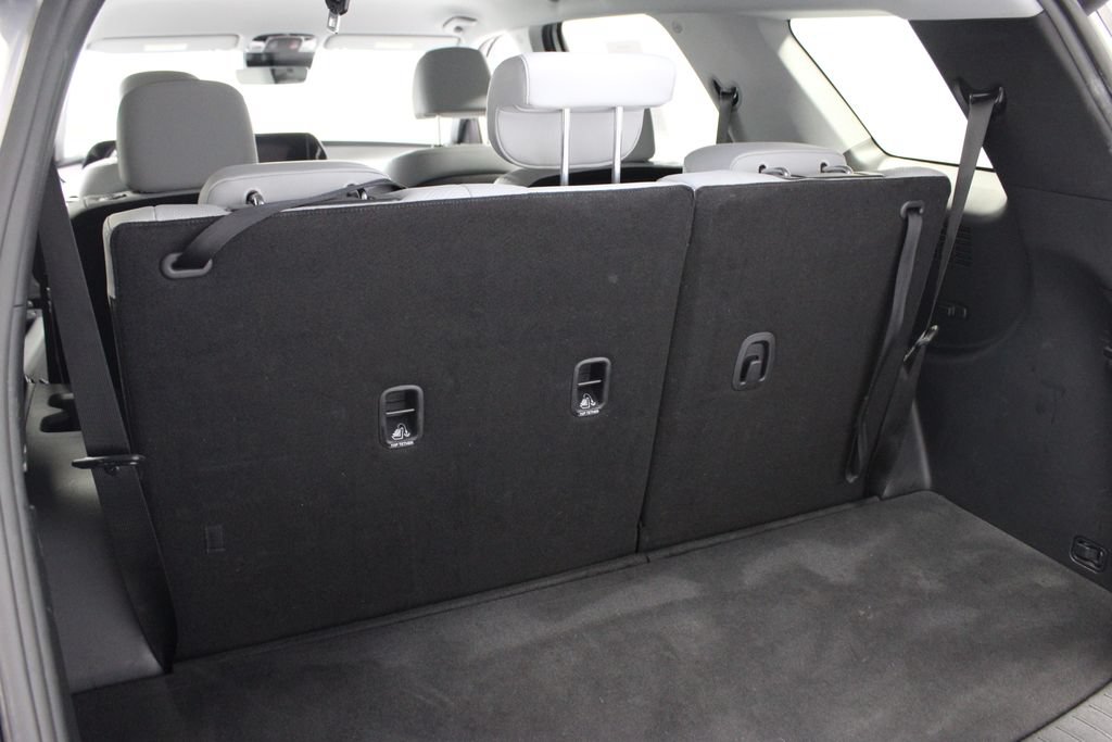 Used 2025 Hyundai Palisade SEL AWD/4WD image 16