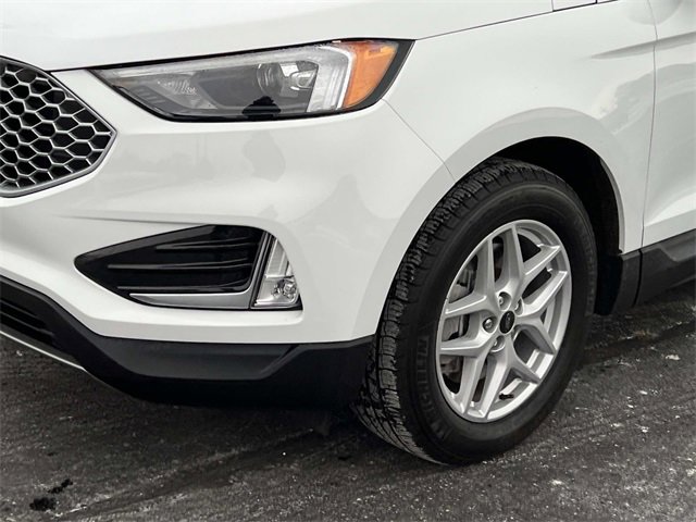 Certified 2024 Ford Edge SEL w/ Convenience Package image 9