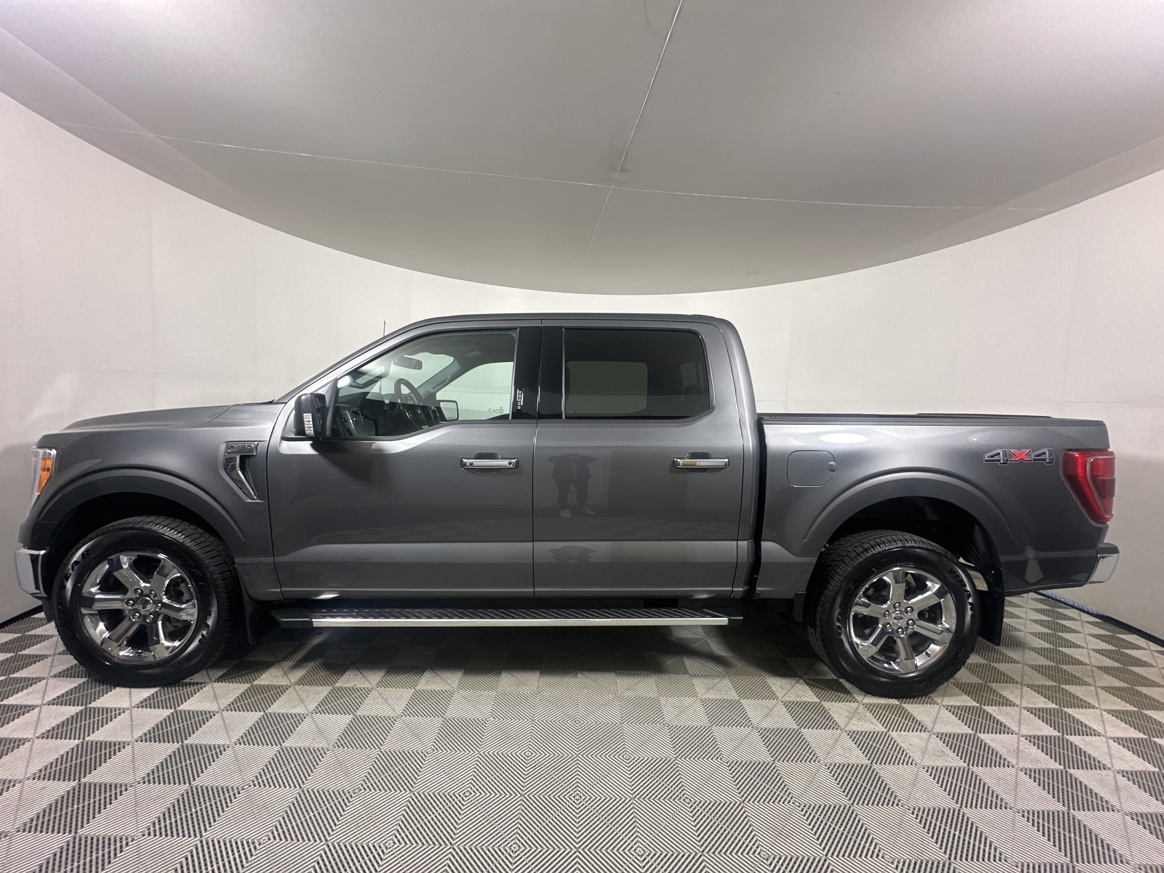 Certified 2022 Ford F150 XLT w/ Equipment Group 302A High image 2