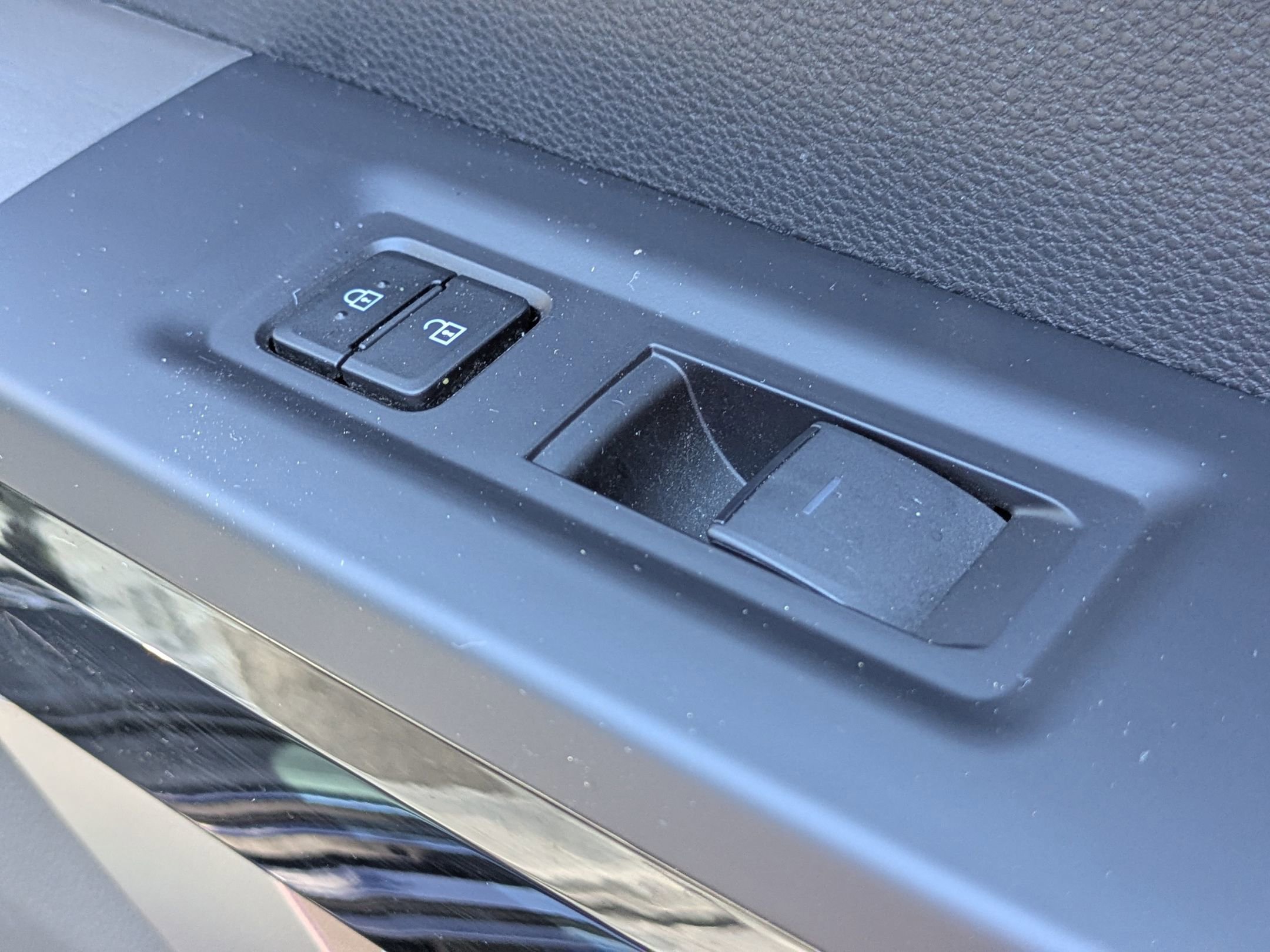 Used 2024 Toyota Tundra Limited w/ TRD Off-Road Package AWD/4WD image 38