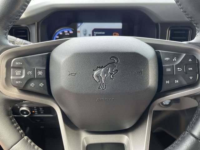 Certified 2023 Ford Bronco Big Bend w/ Sasquatch Package AWD/4WD image 17
