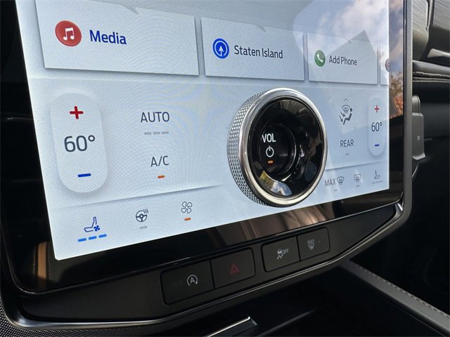 Certified 2024 Ford Expedition Max Platinum image 24