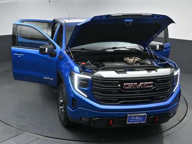 Used 2023 GMC Sierra 1500 AT4 w/ AT4 Premium Package AWD/4WD image 41