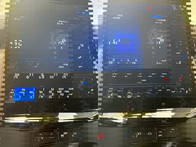 Certified 2023 Ford Expedition Limited image 24