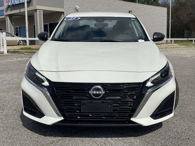 Used 2025 Nissan Altima 2.5 SV image 8